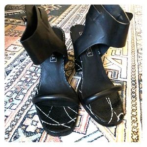Sol Sana block heels